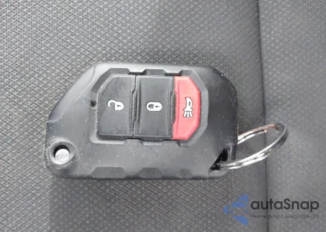 2019 Jeep Wrangler Unlimited Sahara 4X4 from USA, damaged, VIN 1C4HJXEG7KW553016